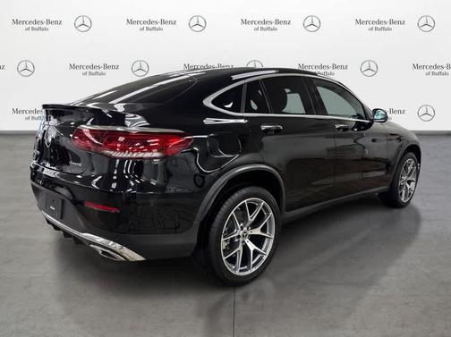 BK 2023 Mercedes-Benz GLC 300 4MATIC Coupe