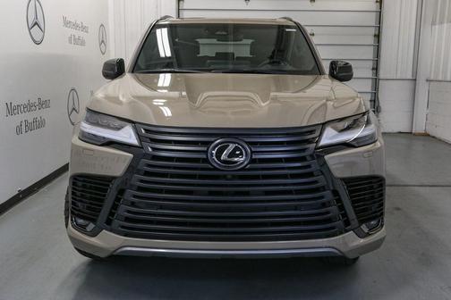 2025 Lexus LX 700h Overtrail