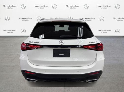 Polar White 2026 Mercedes-Benz GLC 300 4MATIC