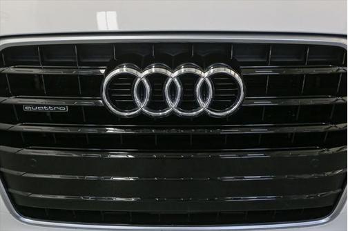 2018 Audi Q3 2.0T Premium