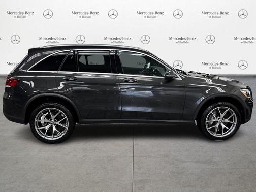 2022 Mercedes-Benz GLC 300 4MATIC