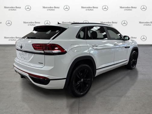 Opal White Pearl 2023 Volkswagen Atlas Cross Sport 3.6L V6 SEL R-Line