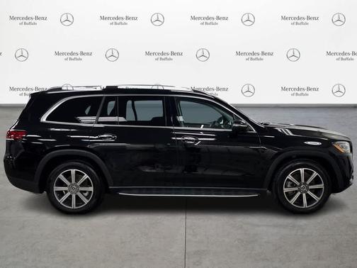 Obsidian Black Metallic 2023 Mercedes-Benz GLS 450 4MATIC