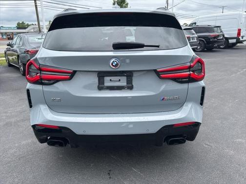 2022 BMW X3 M40i