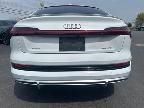2023 Audi e-tron Sportback S line Premium Plus