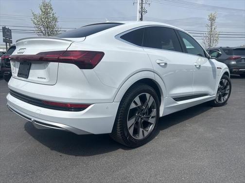 2023 Audi e-tron Sportback S line Premium Plus