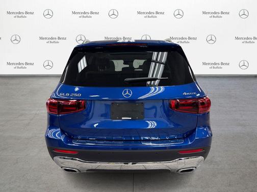 2025 Mercedes-Benz GLB 250 4MATIC