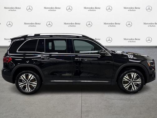 2025 Mercedes-Benz GLB 250 4MATIC