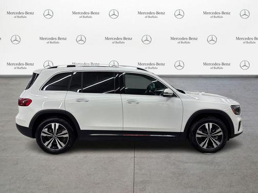 2025 Mercedes-Benz GLB 250 4MATIC