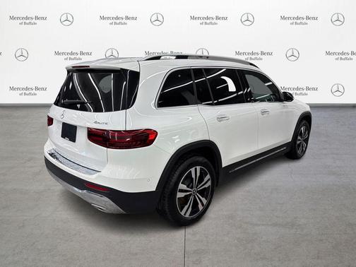 2025 Mercedes-Benz GLB 250 4MATIC