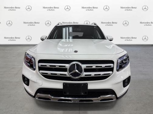 Polar White 2022 Mercedes-Benz GLB 250 4MATIC