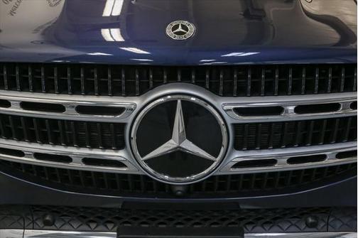 2025 Mercedes-Benz GLE 450e 4MATIC
