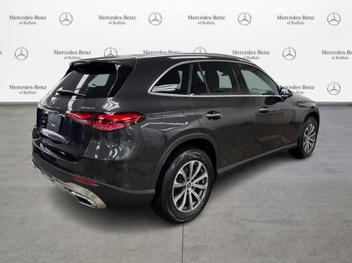 Graphite Grey Metallic 2026 Mercedes-Benz GLC 300 4MATIC