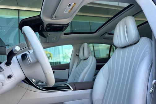 BLACK 2023 Mercedes-Benz EQS 450 4MATIC