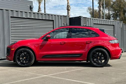 2026 Porsche Macan GTS