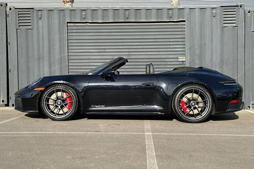 2026 Porsche 911 Carrera 4 GTS