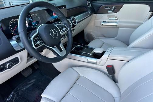 2022 Mercedes-Benz GLB 250 4MATIC