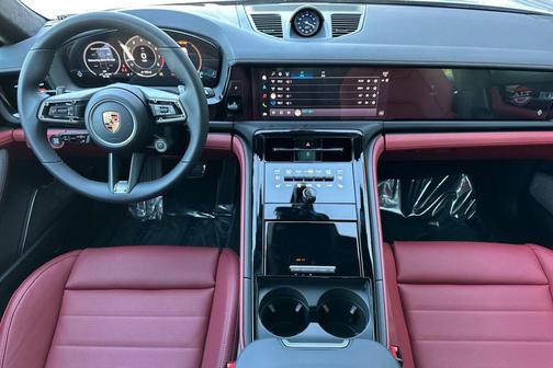 2026 Porsche Panamera GTS