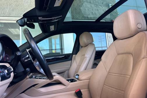 Black 2023 Porsche Cayenne Platinum Edition