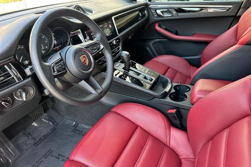 Chalk 2026 Porsche Macan Macan