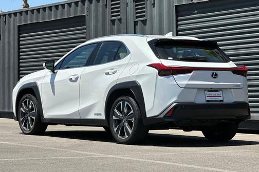 EMINENT WHITE 2019 Lexus UX 250h Base