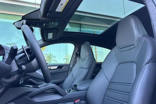 2026 Porsche Cayenne GTS