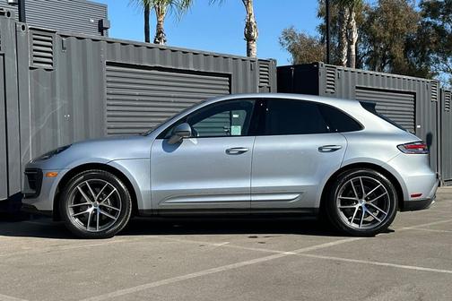 2023 Porsche Macan 