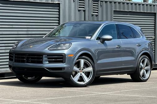 Vanadium Grey Metallic 2026 Porsche Cayenne Cayenne