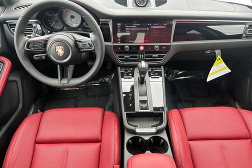 2025 Porsche Macan S