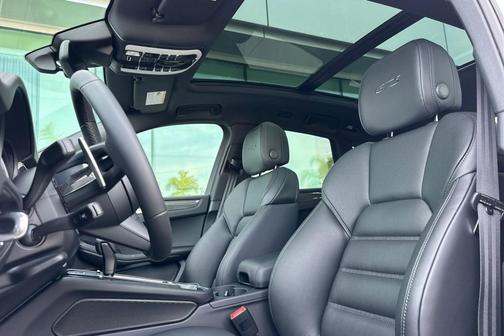 2026 Porsche Macan GTS