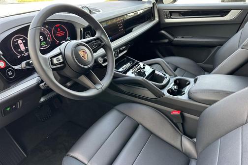2026 Porsche Cayenne E-Hybrid