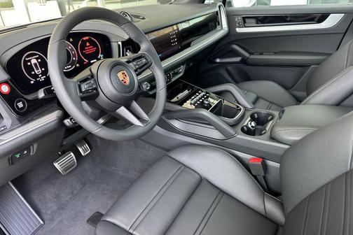 Chalk 2026 Porsche Cayenne S
