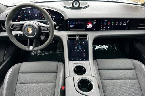 2020 Porsche Taycan Turbo S