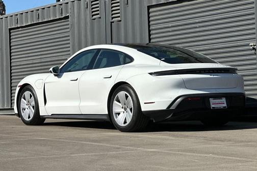 2022 Porsche Taycan Base (A2)