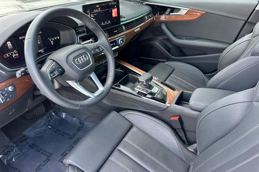 2023 Audi A4 allroad Prestige 45 TFSI quattro S tronic