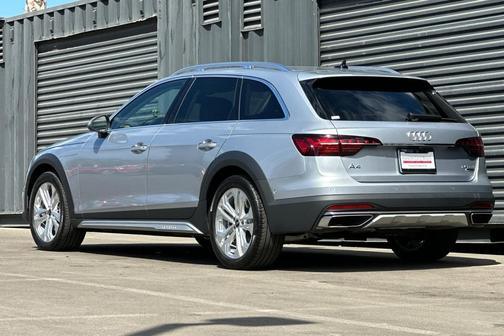 2023 Audi A4 allroad Prestige 45 TFSI quattro S tronic