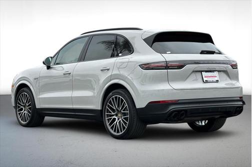 2021 Porsche Cayenne E-Hybrid S