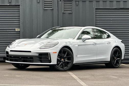 2026 Porsche Panamera 