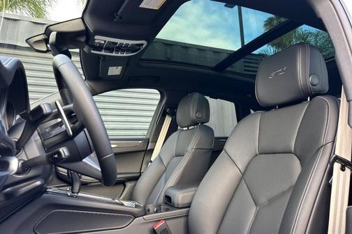 2026 Porsche Macan GTS