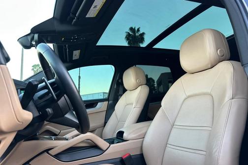 2024 Porsche Cayenne Cayenne