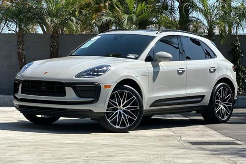 2023 Porsche Macan 