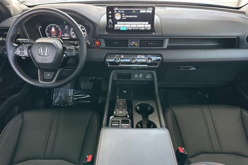 Diffused Sky Pearl 2024 Honda Pilot TrailSport