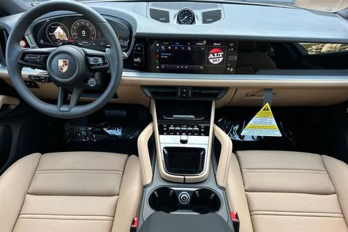 2025 Porsche Cayenne