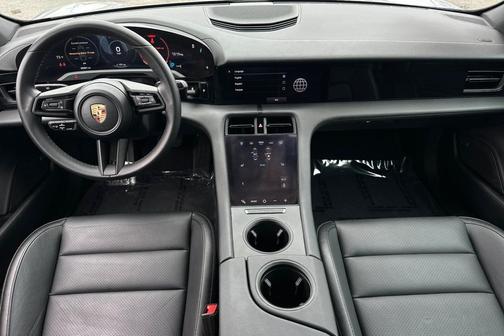 2022 Porsche Taycan Base (A2)