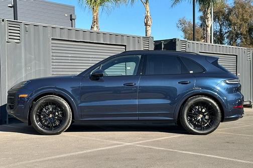 2026 Porsche Cayenne GTS