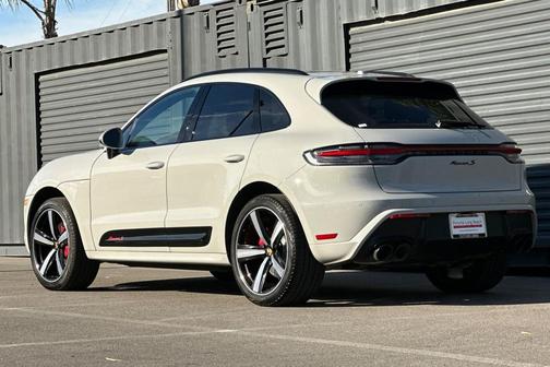 2024 Porsche Macan S