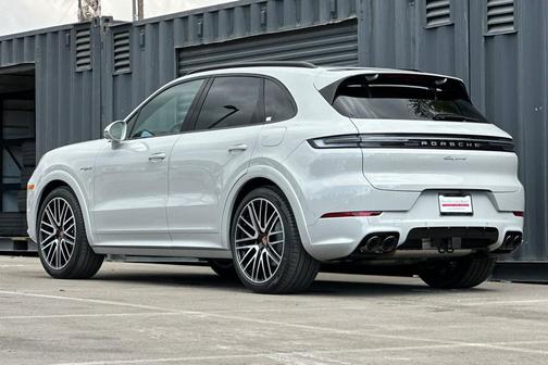 2026 Porsche Cayenne Cayenne