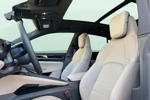 2025 Porsche Macan Electric
