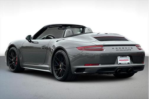 2019 Porsche 911 Carrera GTS