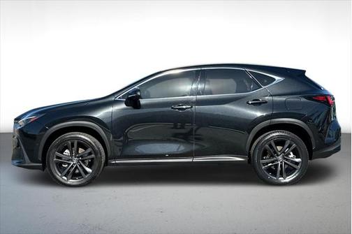 2022 Lexus NX 450h+ Luxury